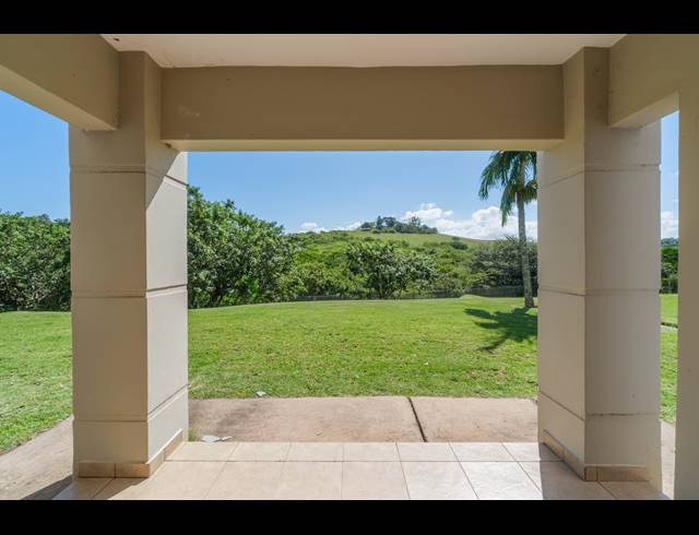 2 BEDROOM APARTMENT TO LET IN PALM LAKES ESTATE